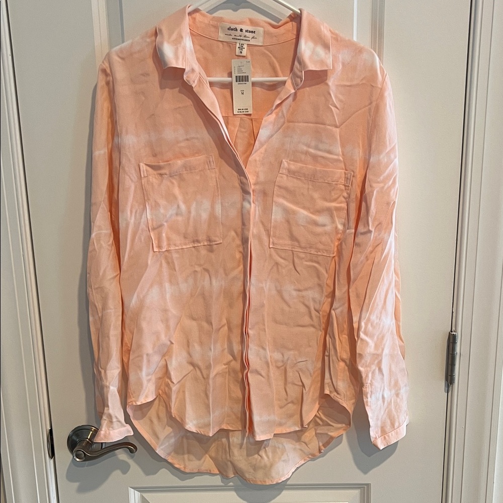 Cloth & Stone Anthropologie size M peach hi low button up v-neck pockets Blouse